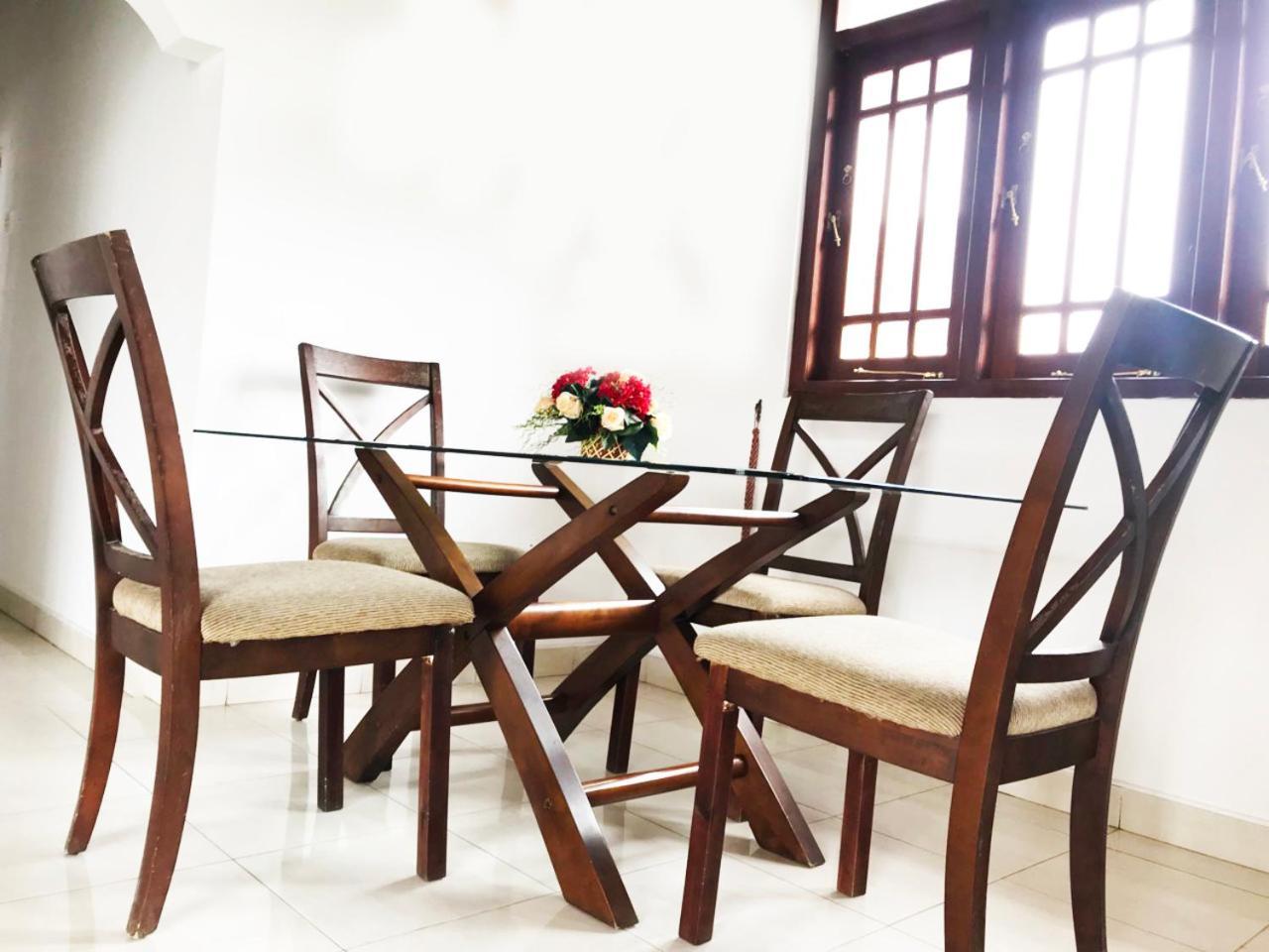 360 Beach Residence Negombo Buitenkant foto